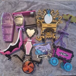 Monster High Lot